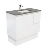 HEBREW Dove Grey 900 + Matte White/Matte Black Fingerpull on Kickboard