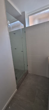 Perfect Fully Frameless Screen System (A)