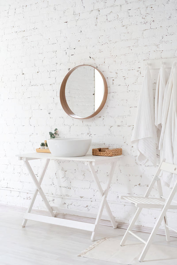 Transform Your Bathroom: Selecting the Ideal Vanity and Accessories