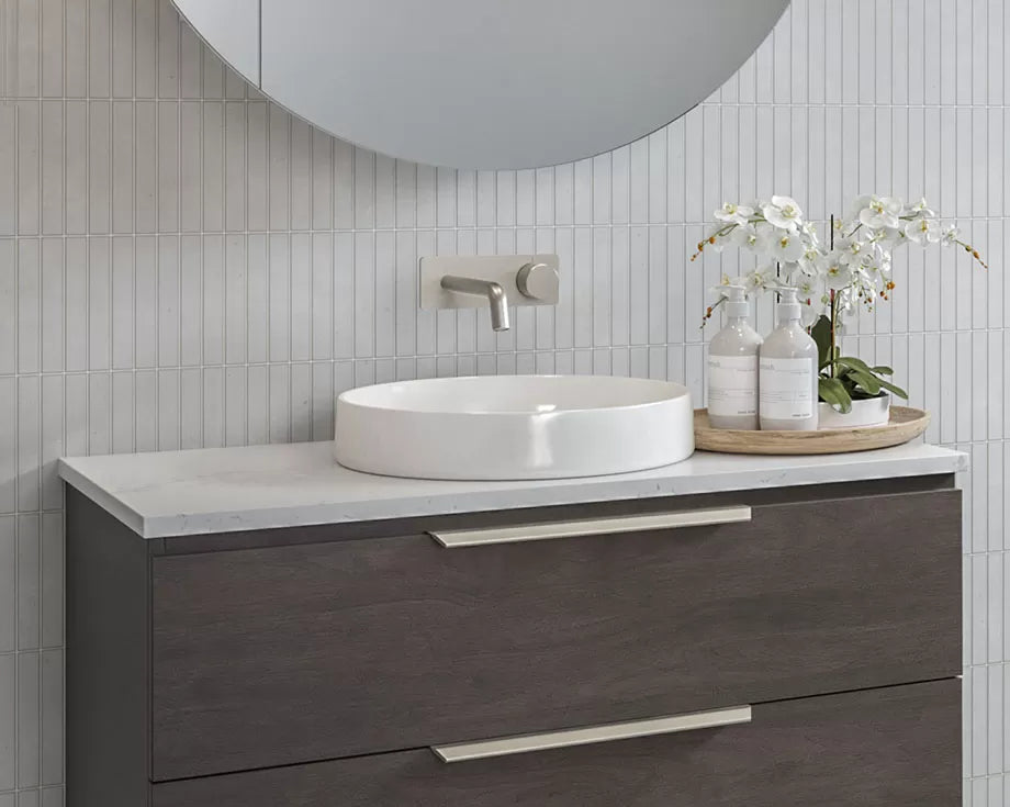 RADIUS Ceramic basin In White Gloss, White Matt, Black Matt