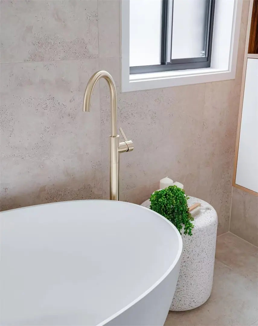 Mecca Freestanding Bath Mixer