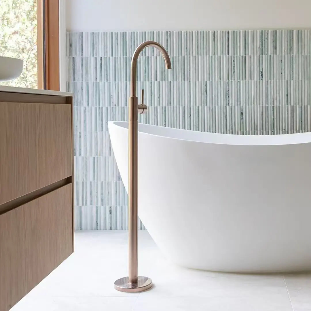 Mecca Freestanding Bath Mixer