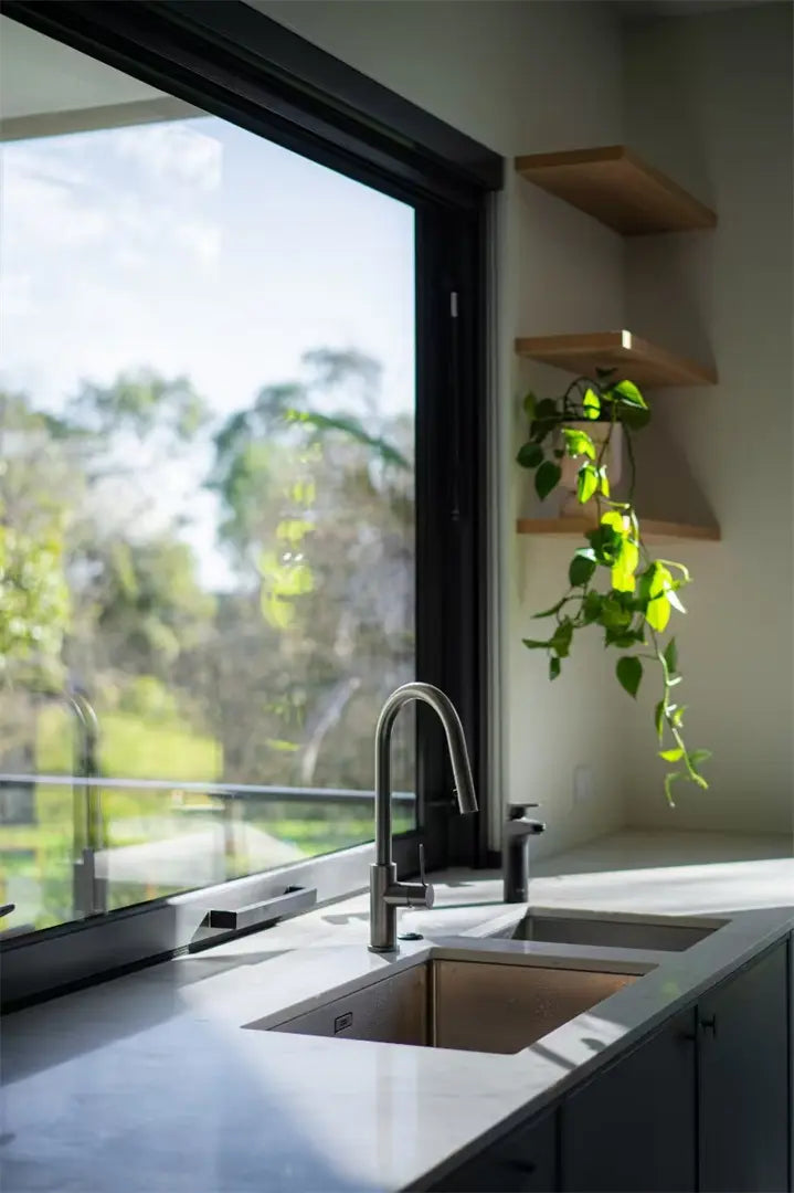 Mecca Pull Out Sink Mixer With Vegie Spray Function