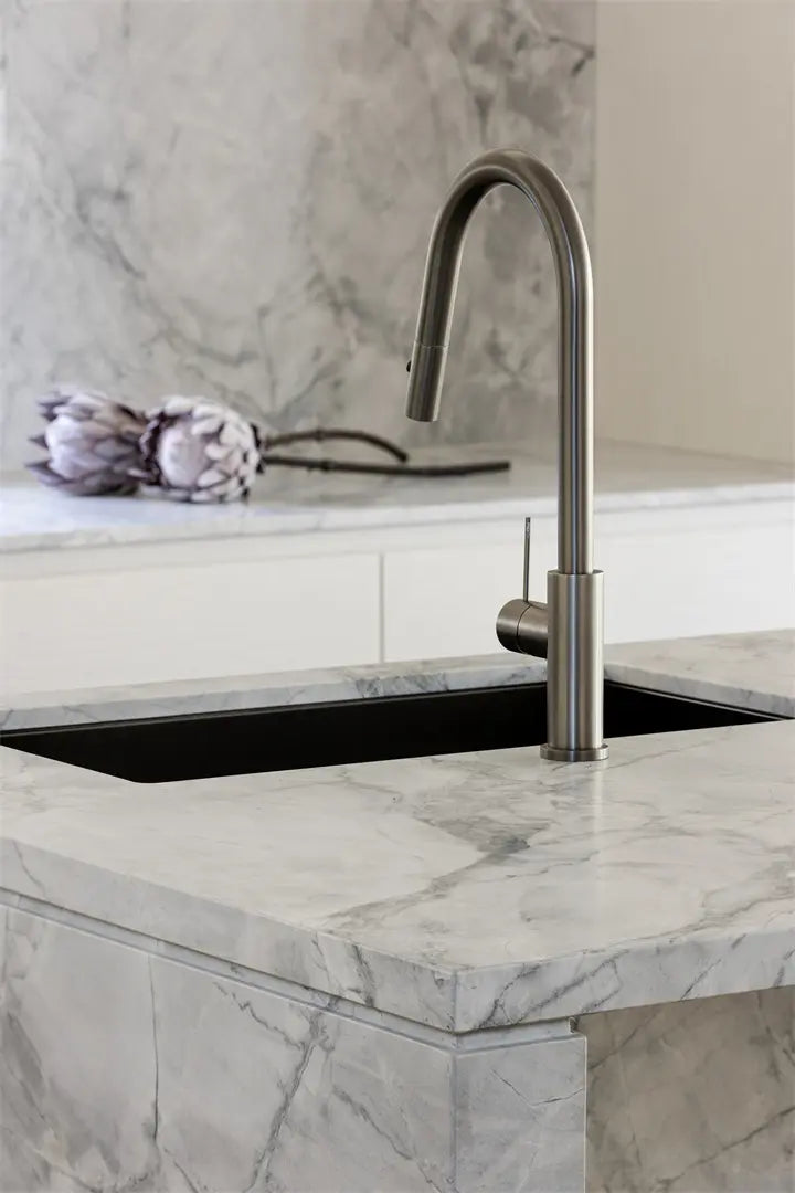 Mecca Pull Out Sink Mixer With Vegie Spray Function