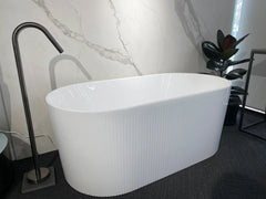ATTICA NOOSA 1500 GLOSS WHITE BATH