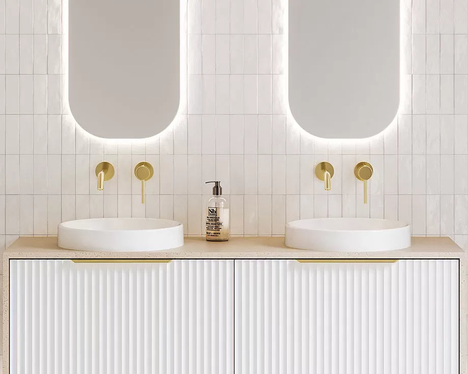 CORRIDA Basin in White gloss finish