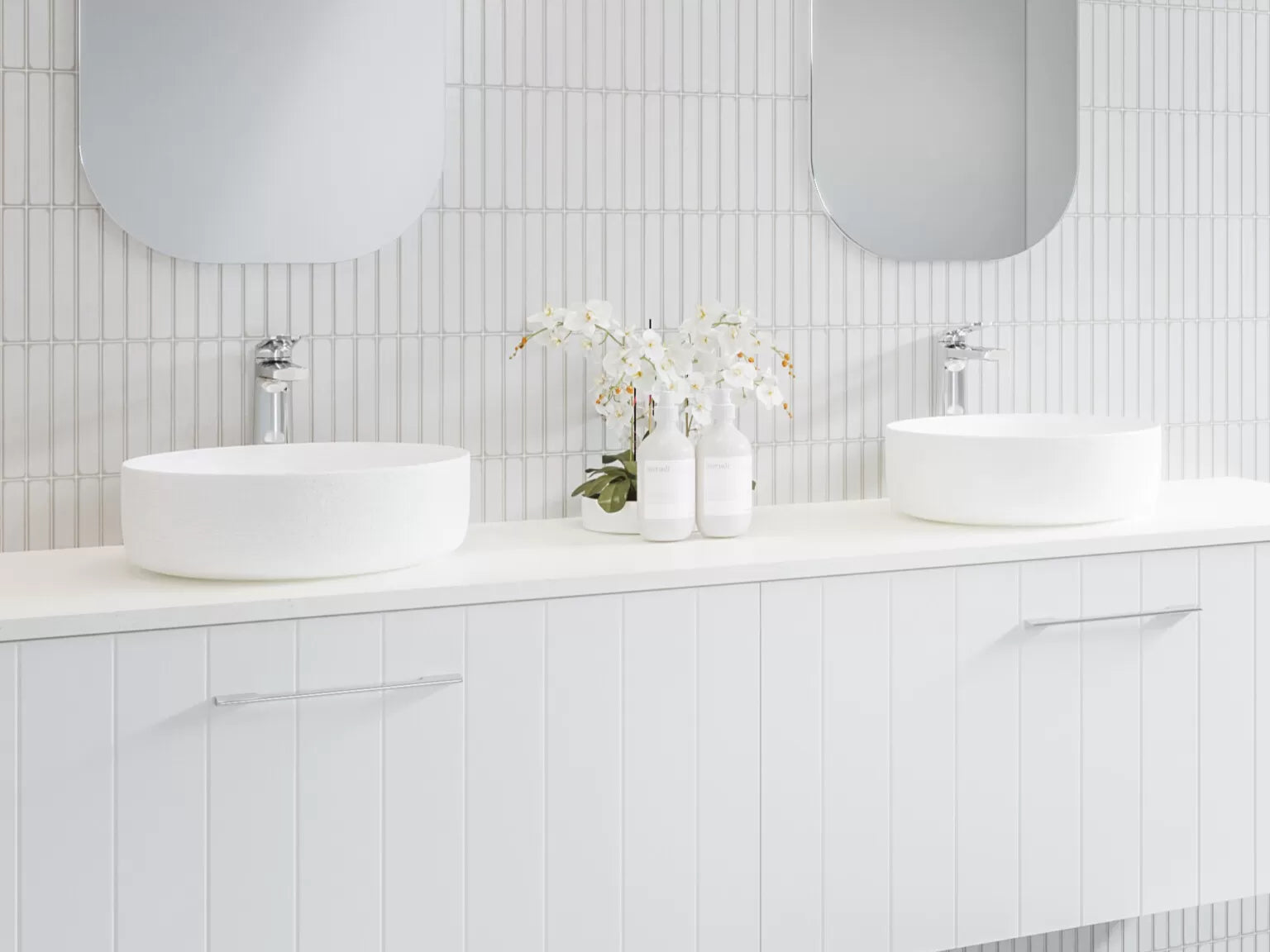 LLURE RAKED White Gloss, White Matt