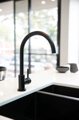 Meir ROUND Pull Out Kithen Mixer Tap In Chrome Or Matte Black