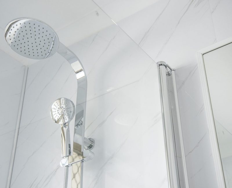WHITE CARRARA Marble – Gloss Shower Wall 2400x1000x10mm And 2000x1000x10mm