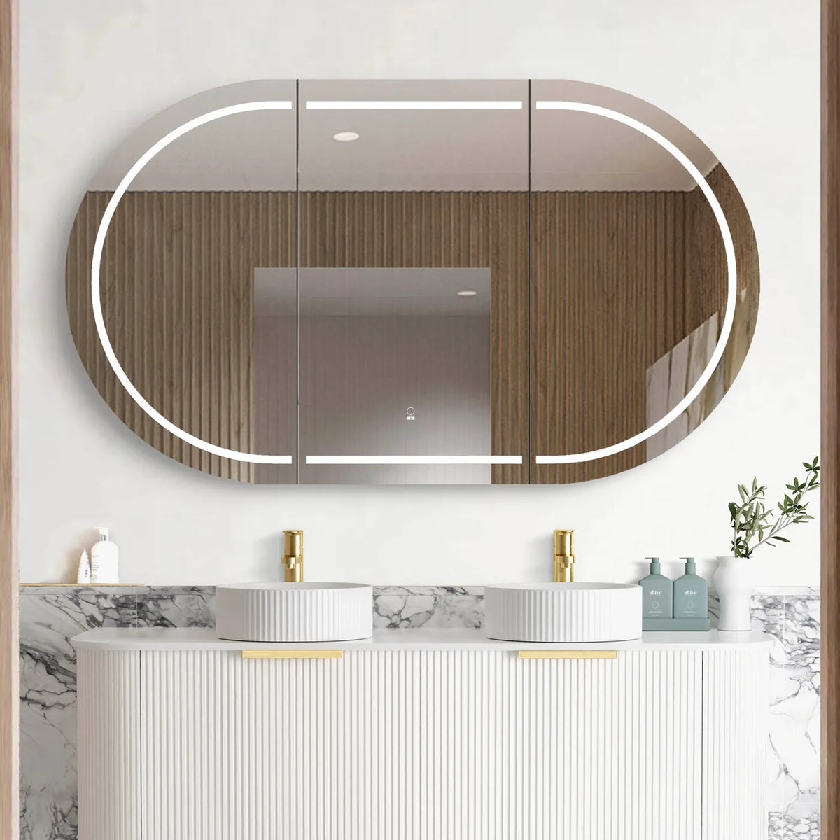 LED BONDI 1500X900 WHITE SHAVING CABINET